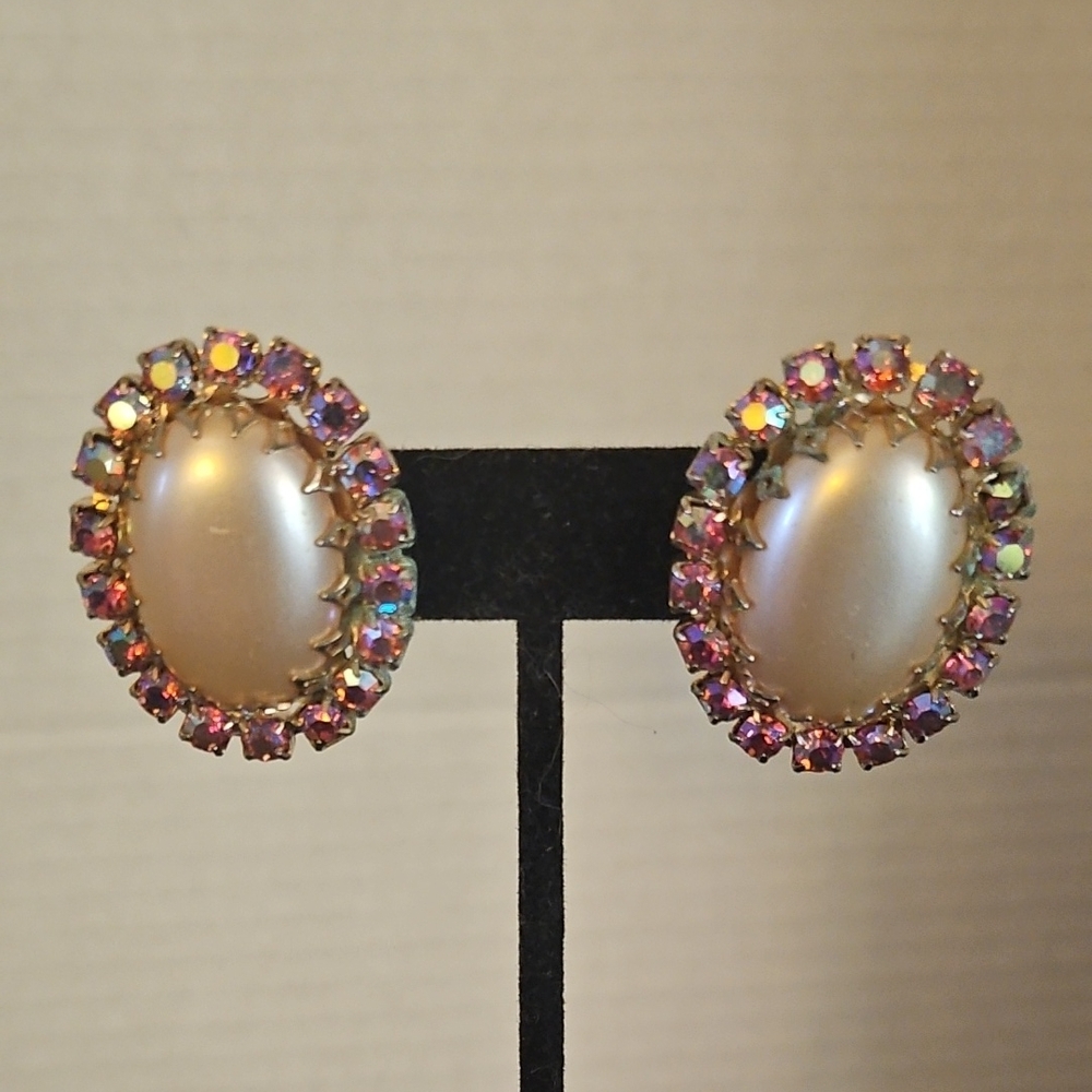 Vintage Costume Clip On Earrings
